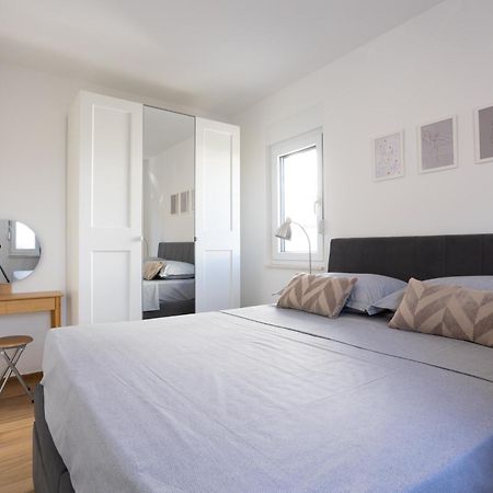 Ferienwohnung La Petit Trogir Exterior foto